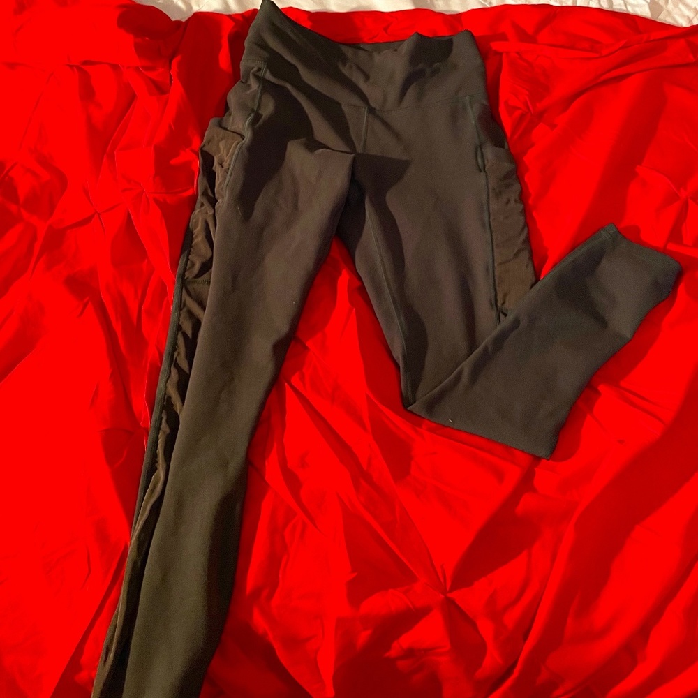 Fabletics Army Green Crop Legging